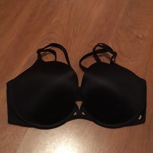 36DD Victoria’s Secret Very Sexy Push-Up